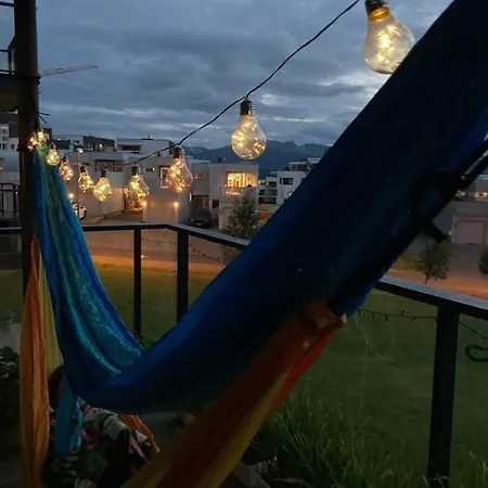 Cozy And 3 Bedroom Apartment