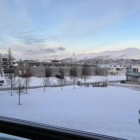 Cozy And 3 Bedroom * Tromsø