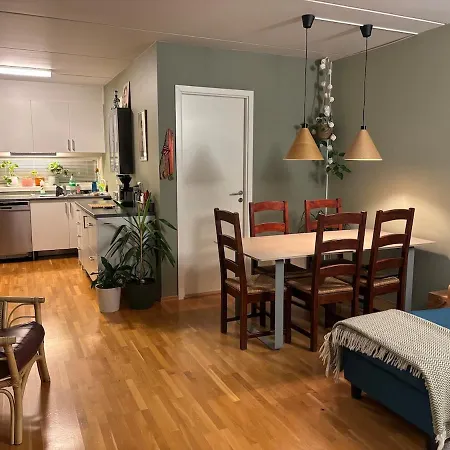 Apartment Cozy And 3 Bedroom *