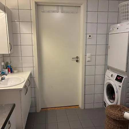 Cozy And 3 Bedroom Apartment Tromso
