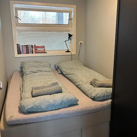 Apartment Cozy And 3 Bedroom