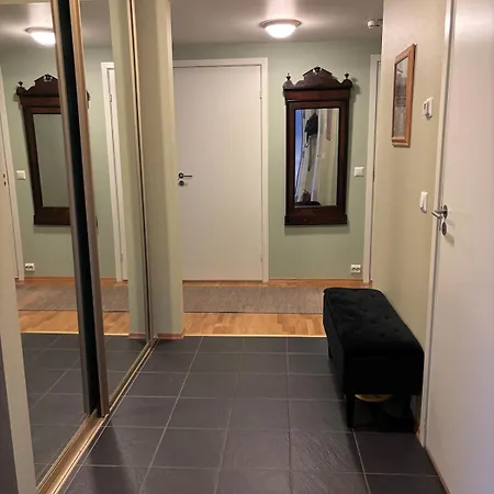 Leilighet Cozy And 3 Bedroom Tromsø