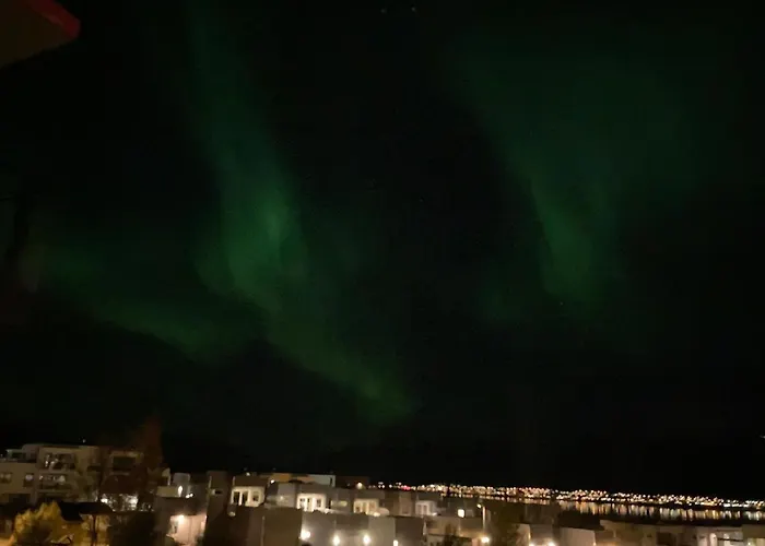 Cozy And 3 Bedroom Apartamento