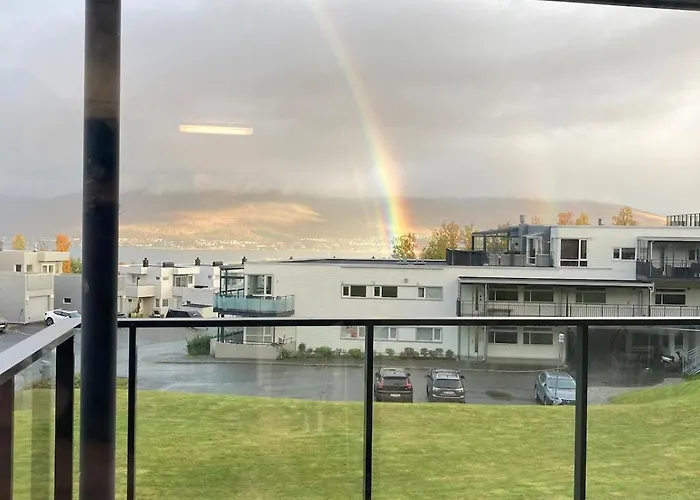 Cozy And 3 Bedroom *